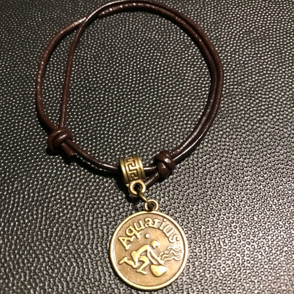 Leather Aquarius Horoscope Adjustable Unisex Bangl - Picture 1 of 2